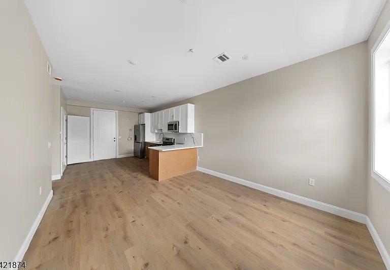 17-19 Wickham St #202 — Photo 2