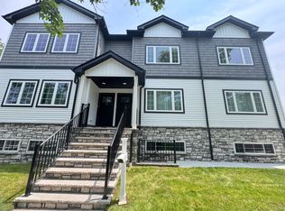 70 Plattsburg St #1, Staten Island, NY 10304