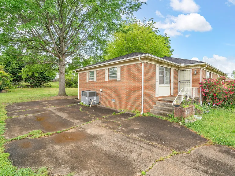 11707 S Williamsburg Dr — Photo 19