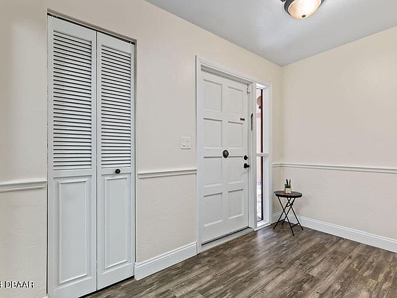 5th image of 325 Timberline Trl