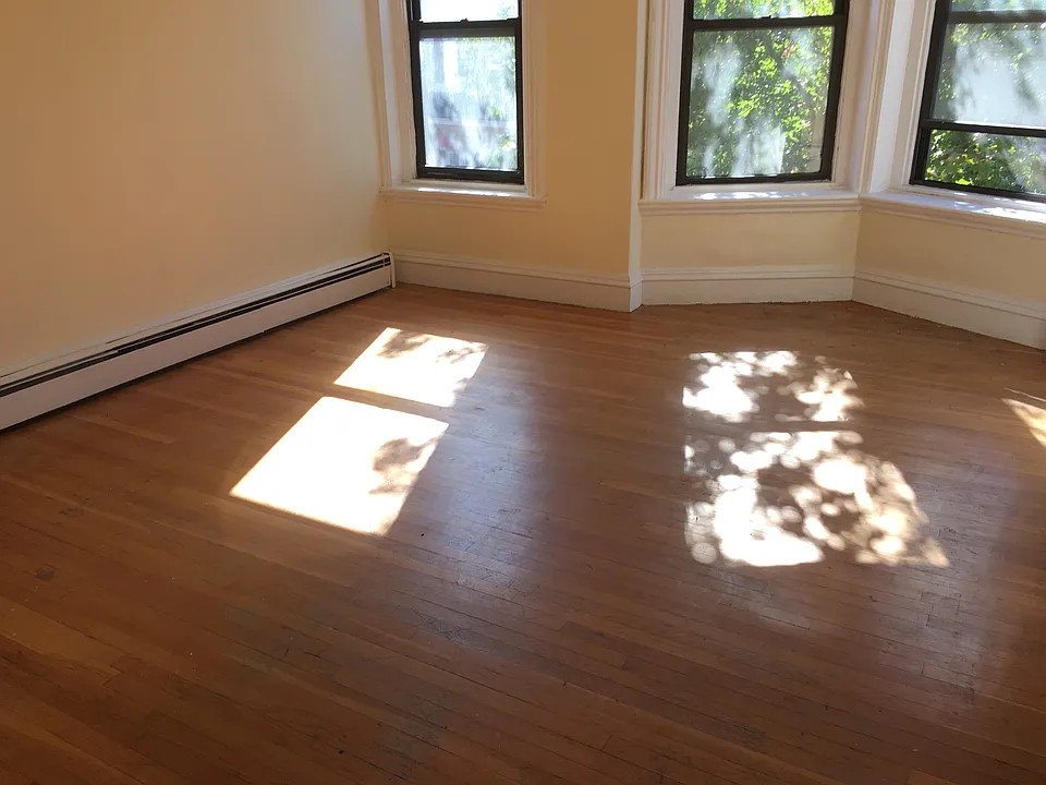 179 Harvard St #2