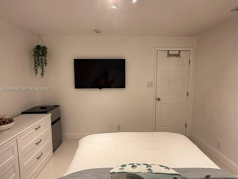 1902 N 24th Ave — Photo 34
