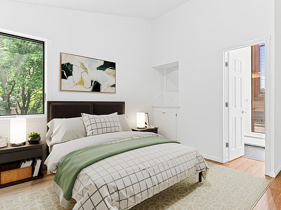 4th image of 519 W 22nd St #2