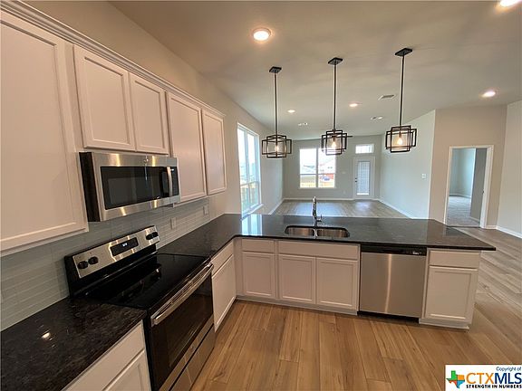 5th image of 243 Great Hills Dr