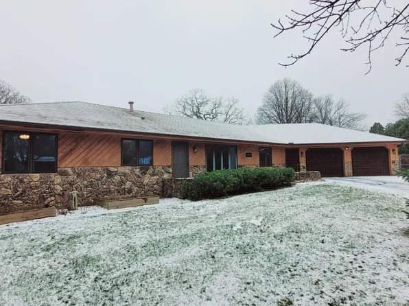 11949 Evergreen St NW, Coon Rapids, MN 55448