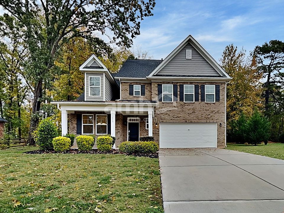 1st image of 3010 Phillips Fairway Dr