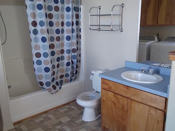 5th image of 114 N Avenue D #B