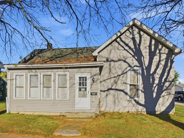 814 E Market St, Washington Court House, OH 43160