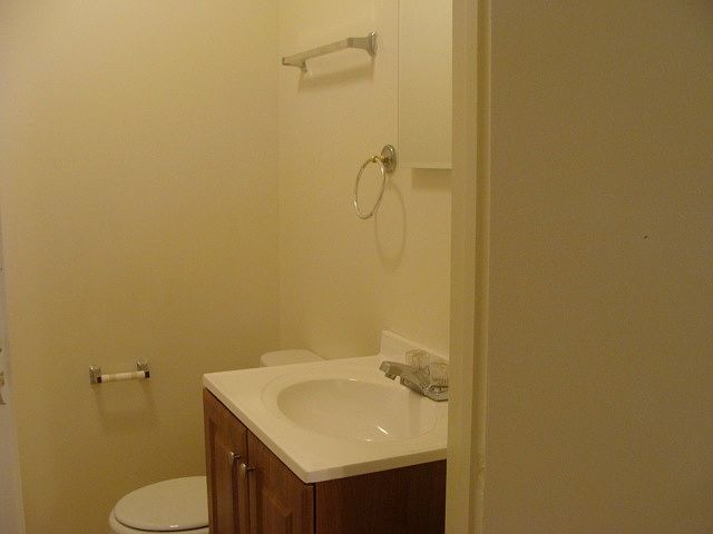 1st image of 404 N Oakland Ave