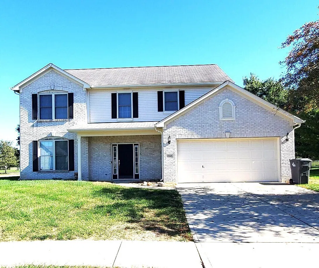 4 bed, 2.5 bath, 2184 sqft, $2,000 — Photo 2