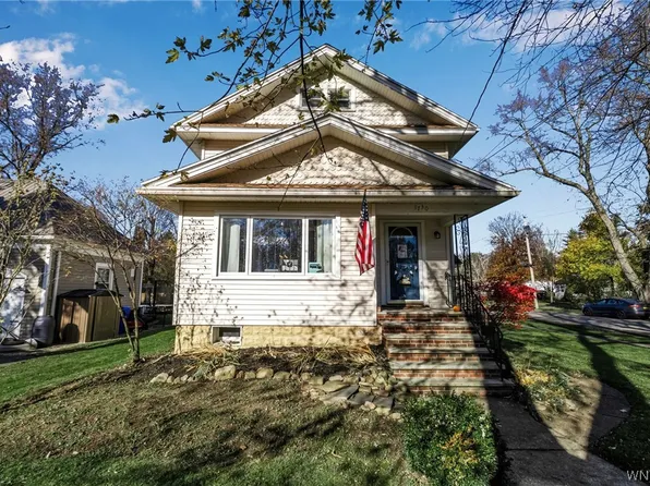 3730 W View Ave, Hamburg, NY 14075
