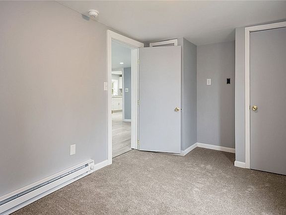 4th image of 13986 Exchange St