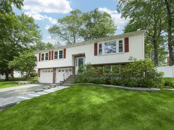 30 Purdue Dr, Milford, MA 01757