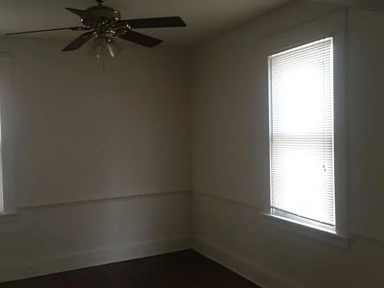 1415 Williamsburg Rd — Photo 5
