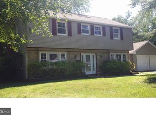 15 Tyler Dr, Willingboro, NJ 08046