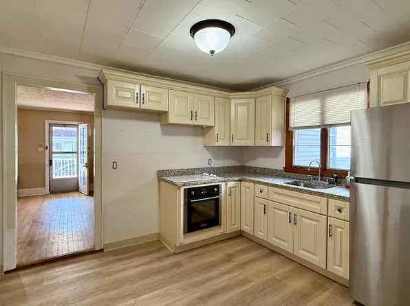 1238 Academy St, Scranton, PA 18504
