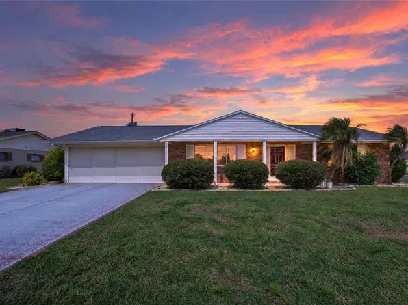 801 OAKMONT AVENUE, SUN CITY CENTER, FL 33573