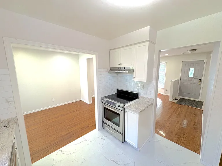 39 Elma St — Photo 10