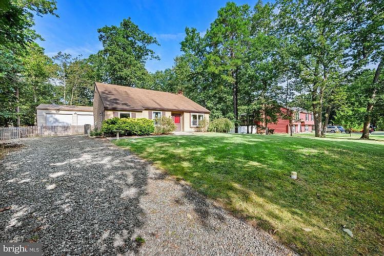 1st image of 611 Harvest Ln