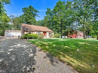 611 Harvest Ln, Waterford Works, NJ 08089