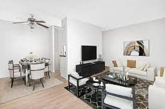 3rd image of 2640 N Hampden Ct #311
