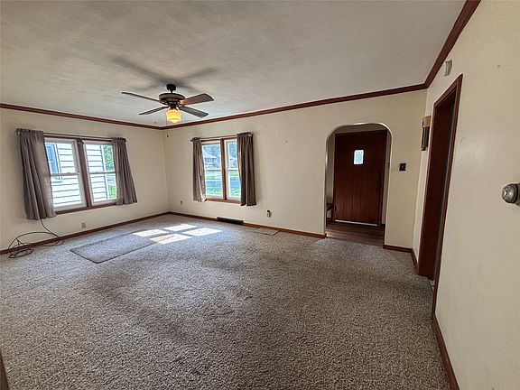 4th image of 1619 4th St