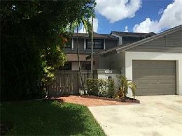 1st image of 10029 NW 52nd Ter