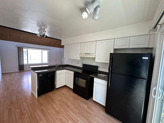 2nd image of 168 Santa Clara Ave APT 3