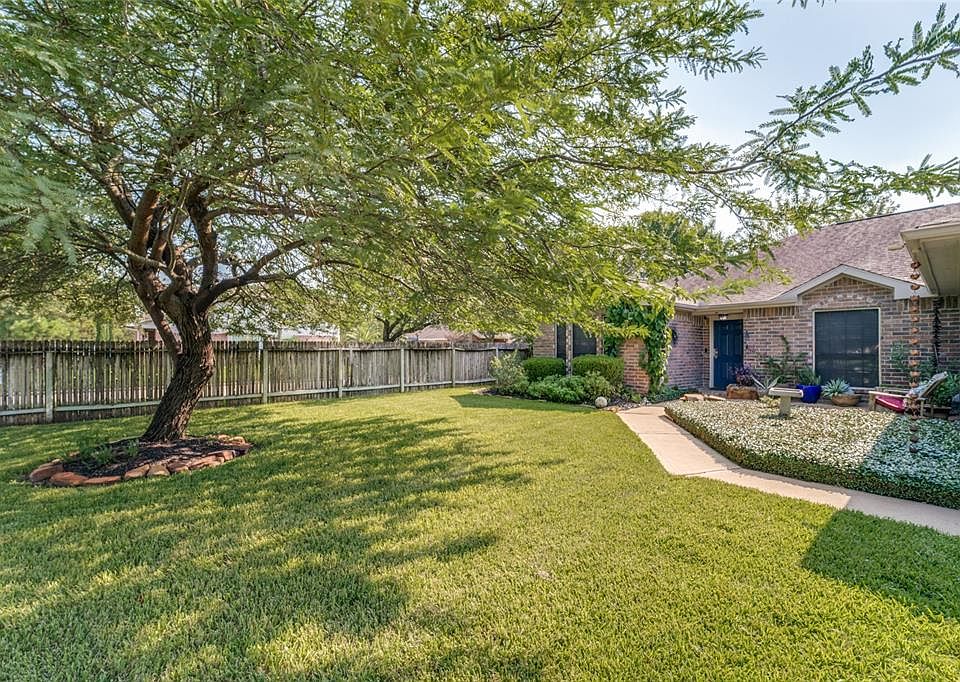 2nd image of 20054 Upland Creek Dr