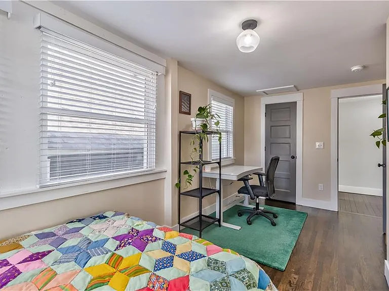 4244 Holmes St — Photo 24