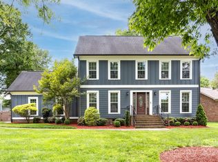 6516 Wickville Dr, Charlotte, NC 28215