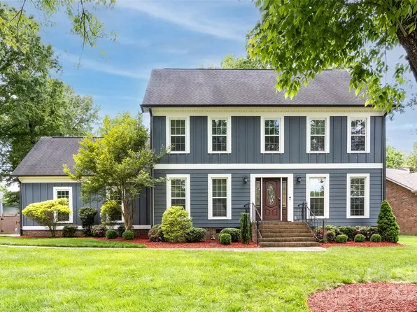 6516 Wickville Dr, Charlotte, NC 28215