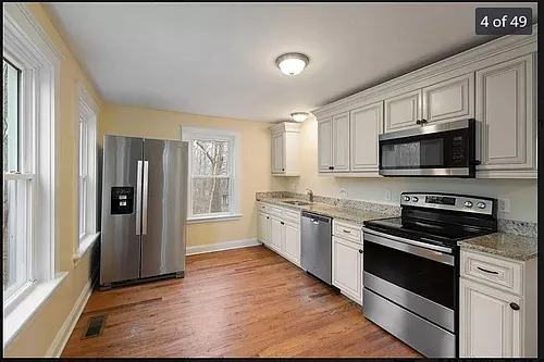 405 Main St #RIGHT Photo 1