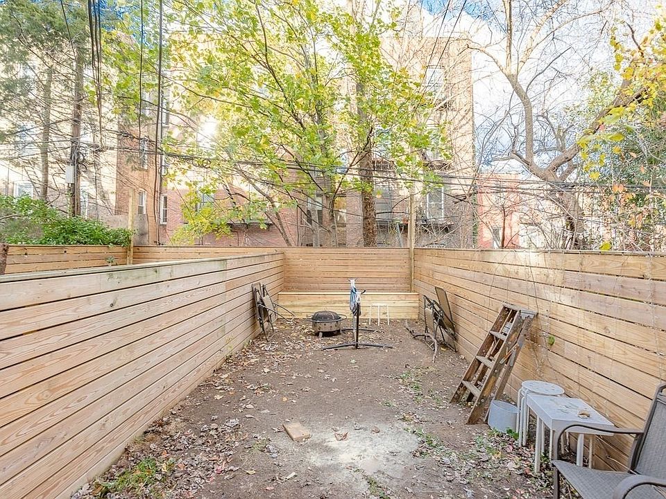 1st image of 679 Sterling Pl APT 1R
