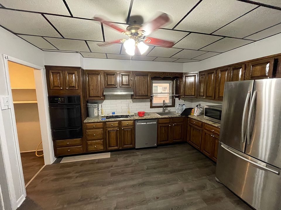1st image of 409 Hamilton St Floor 2