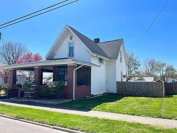 2nd image of 806 Church St