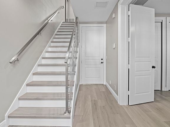 2nd image of 1011 W Heritage Club Circle