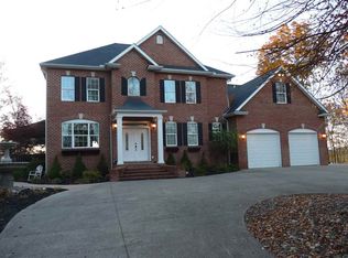 105 Berry Ln, Barboursville, WV 25504