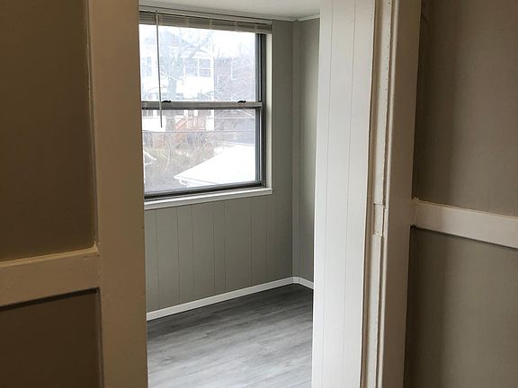 Bonus room, porch