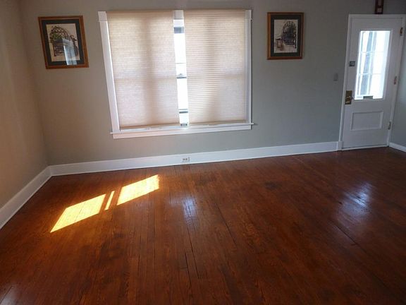 4th image of 38 Saratoga Ave