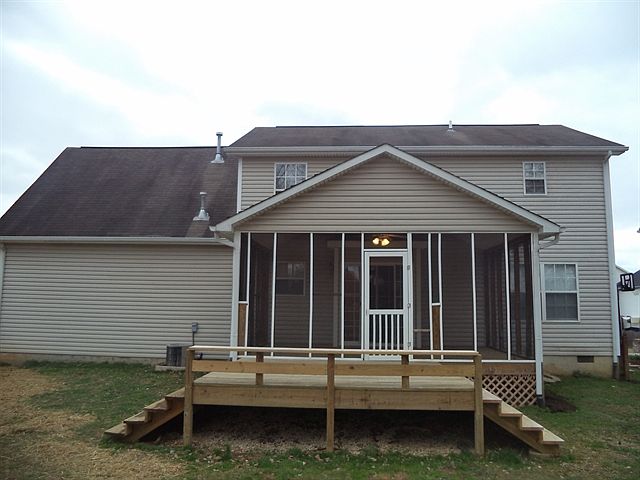 2nd image of 4521 Aylesbury Dr #0
