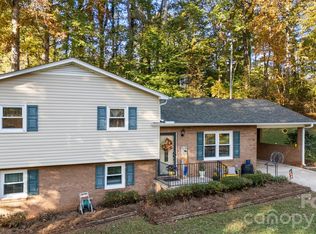1711 McCombs St, Newton, NC 28658