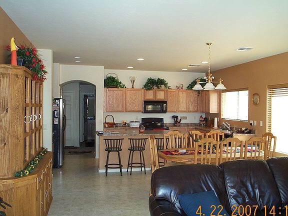 Kitchen/Family room