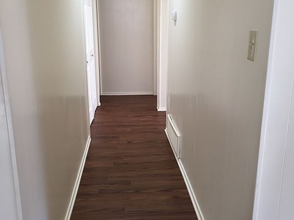 2nd image of 4711 Diaz Ave
