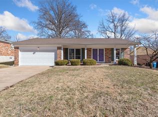 8844 S Laclede Station Rd, Saint Louis, MO 63123