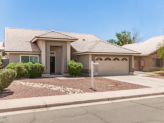 4th image of 4137 E STANFORD Avenue