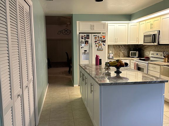 5th image of 4911 Kilty Ct E