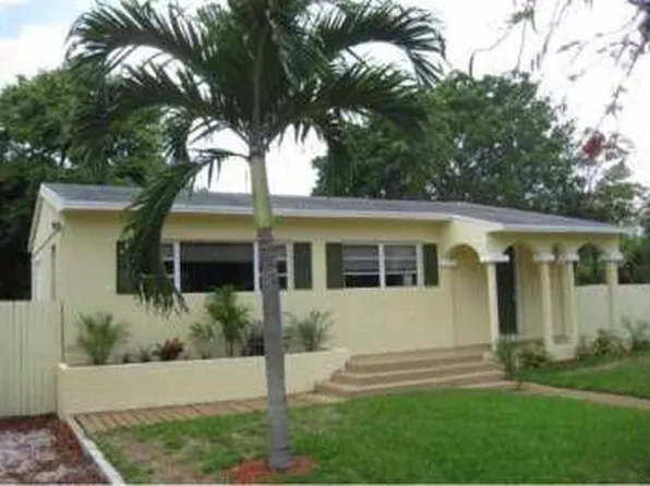 722 NW 132nd Ter, Fort Lauderdale, FL 33325