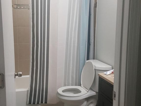 3rd image of 9333 S Harlem Ave APT 14B