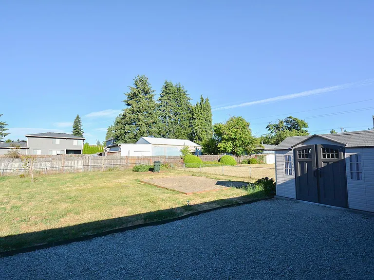 2911 NE 124th Ave — Photo 15